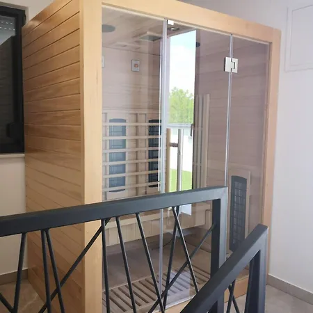 Frantin - Heated Pool, Sauna, Jacuzzi, Activities Villa Privlaka (Zadar)