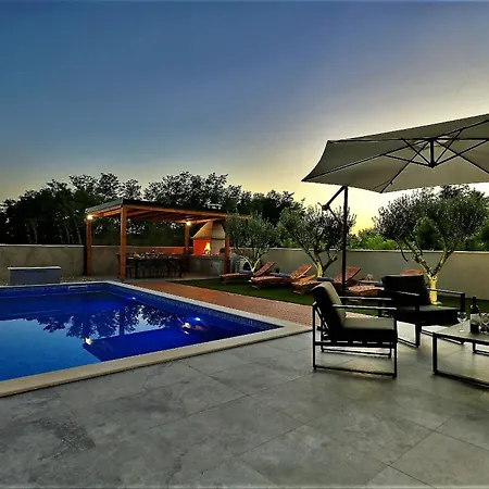 Villa Frantin - Heated Pool, Sauna, Jacuzzi, Activities Privlaka (Zadar)
