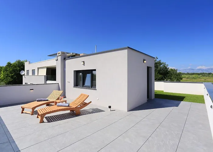 Frantin - Heated Pool, Sauna, Jacuzzi, Activities * Privlaka (Zadar)