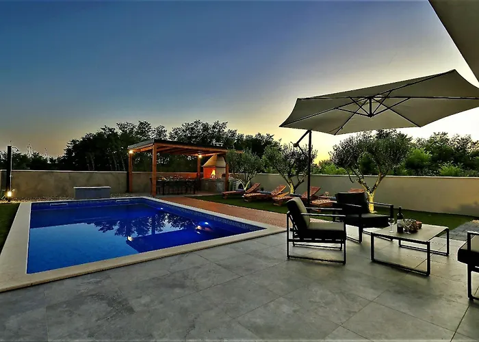 Villa Frantin - Heated Pool, Sauna, Jacuzzi, Activities Privlaka (Zadar)